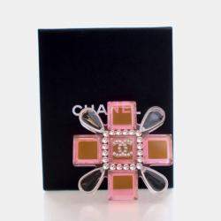 Pre Owned دبوس شانييل فينتاج راتنج صليب مالطي