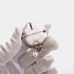 مملوكة مسبقًا Chanel Vintage Camelia Crystal Brooch