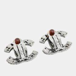 Pre Owned أقراط شانيل شعار فضية اللون