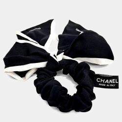 Pre Owned ربطة شعر وشريط شانيل حريري أبيض وأسود