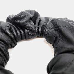 مملوكة مسبقًا Chanel leather hair scrunchie