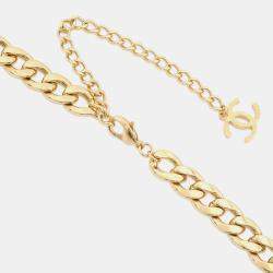 مملوكة مسبقًا حزام شانيل معدن ذهبي شعار سي سي بالسلسلة