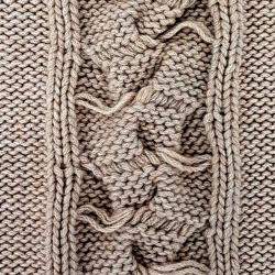 مملوكة مسبقًا Chanel cashmere beige muffler