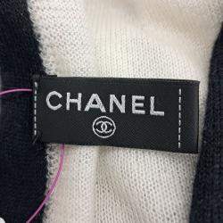 Pre Owned Chanel Black Wool Shawl and Muffler