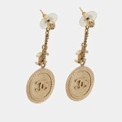 مملوكة مسبقًا Chanel CC Gold Tone Earrings