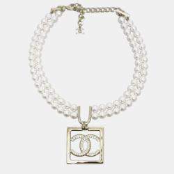 Pre Owned Chanel CC Square White Pearl Pendant Necklace SHW