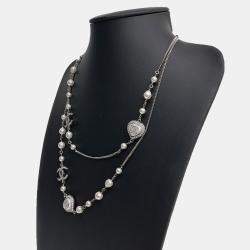 Pre Owned Chanel metal necklace