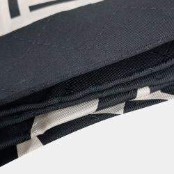 Pre Owned Chanel Black/White Silk Scarf