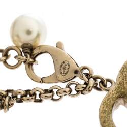 مملوكة مسبقًا Chanel CC Faux Pearl Gold Tone Bracelet