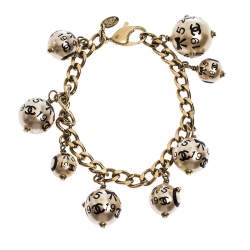 Pre Owned سوار شانيل وصلات سلسلة معدن ذهبي اللون دلاية لؤلؤ صناعي مزين شعار الماركة سي سي