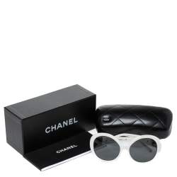 Pre Owned نظارة شمسية شانيل مستديرة لؤلؤ 5159- أتش رمادية / بيضاء