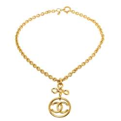 مملوكة مسبقًا قلادة شانيل دلاية طويلة سي سي فينتدج مطلي ذهب 