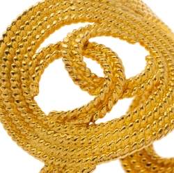 مملوكة مسبقًا Chanel Vintage Gold Tone Open Cuff Bracelet