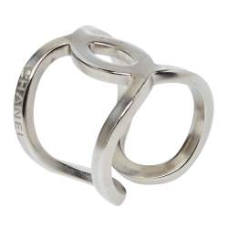 مملوكة مسبقًا Chanel Brushed Silver Tone CC Open Cuff Ring Size EU 53