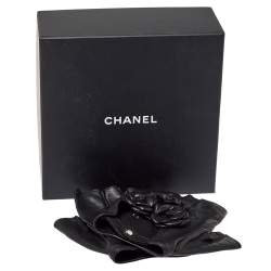 Pre Owned Chanel Black Lambskin Leather Camellia Fingerless Gloves 8.5