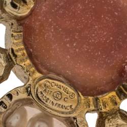 Pre Owned خاتم كوكتيل شانيل سي سي إيناميل كريمي وبني محمر مقاس EU 55