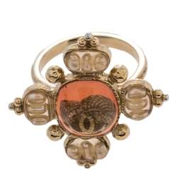 Pre Owned خاتم كوكتيل شانيل سي سي إيناميل كريمي وبني محمر مقاس EU 55