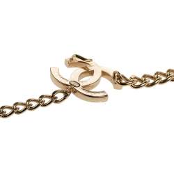 Pre Owned Chanel Gold Tone Enamel CC Charm Chain Belt