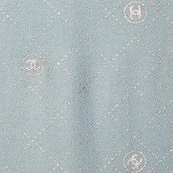 Pre Owned وشاح شانيل صوف أزرق فاتح مطبوع بالشعار