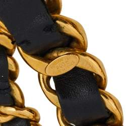 مملوكة مسبقًا Chanel Vintage Black Leather Rue Cambon Medallion Chain Belt 