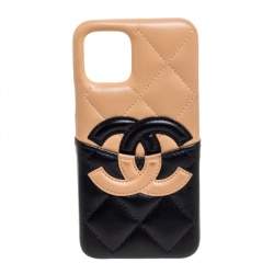 Pre Owned Chanel Beige/Black Quilted Leather CC iPhone 11 Pro Case
