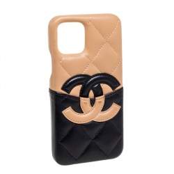 Pre Owned Chanel Beige/Black Quilted Leather CC iPhone 11 Pro Case
