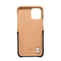 Pre Owned Chanel Beige/Black Quilted Leather CC iPhone 11 Pro Case