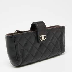 Pre Owned Chanel Black Quilted Leather CC Phone Pouch