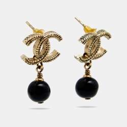 Pre Owned أقراط شانيل سي سي خرز زجاج ومعدن ذهبي اللون