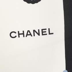 Pre Owned وشاح شانيل حرير مطبوع حقائب متعددة الألوان مربع