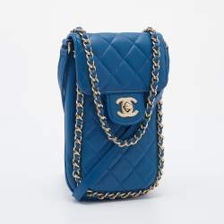 Pre Owned Chanel Blue Quilted Leather CC Chain Phone Holder