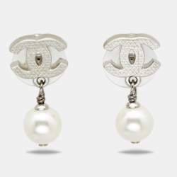 Chanel Silver Tone Quilt Patterned CC Pearl Drop Earrings Chanel