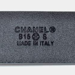 مملوكة مسبقًا حزام شانيل جلد فضي بالشعار 80 سم