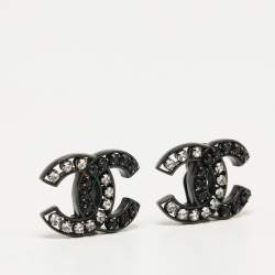 مملوكة مسبقًا Chanel CC Crystals Gunmetal Tone Clip On Earrings