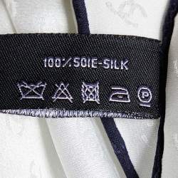 مملوكة مسبقًا Chanel White Ribbon Print CC Silk Scarf