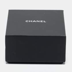 Pre Owned Chanel Hammered Silver Tone Enamel CC Cuff Bracelet 