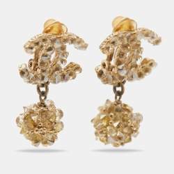 مملوكة مسبقًا Chanel Pale Gold Tone Crystal CC Drop Earrings