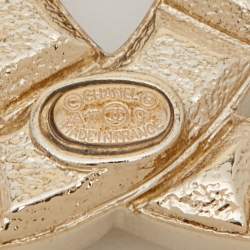 Pre Owned Chanel Gold Tone Pyramid Stud Pin Brooch