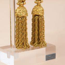 Chanel Vintage 1994 Gold Plated Pearl Fringe Tassel Dangle Clip On Earrings