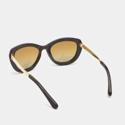 Pre Owned Chanel Black Stingray CC Polarized Cat Eye Sunglasses