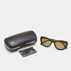 Pre Owned Chanel Black Stingray CC Polarized Cat Eye Sunglasses