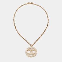 Pre Owned Chanel CC Faux Pearl Gold Tone Pendant Necklace