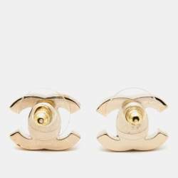 مملوكة مسبقًا Chanel CC Turnlock Motif Gold Tone Stud Earrings