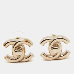 مملوكة مسبقًا Chanel CC Turnlock Motif Gold Tone Stud Earrings
