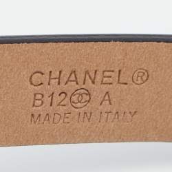 مملوكة مسبقًا Chanel Black Patent Leather CC Slim Belt 80CM