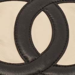 Chanel Beige/Black Leather CC Fingerless Gloves Size 8