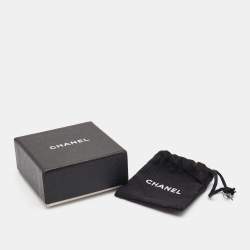 Pre Owned Chanel CC Faux Pearl Gold Tone Metal Brooch