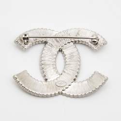 Pre Owned Chanel CC Enamel Crystals Silver Tone Brooch