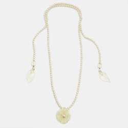 Pre Owned Chanel CC Camelia Plastic Faux Pearl Silver Tone Necklace