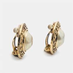 Chanel Vintage Faux Pearl Gold Plated Round Clip-on Stud Earrings